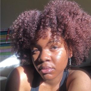 Meet your Posher, Ayren